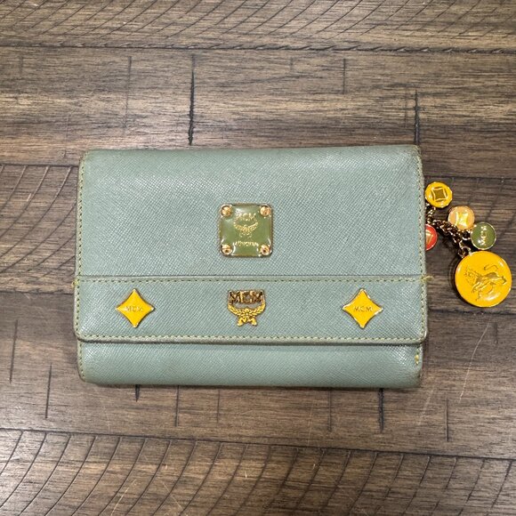 MCM Trifold Pre-owned Wallet Women's Lite Green With Attached Charms - Picture 1 of 14
